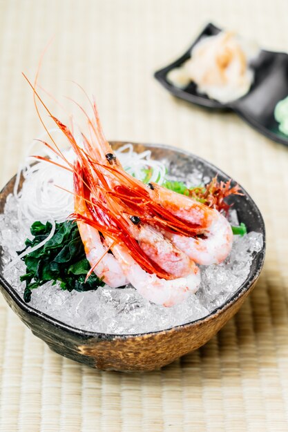 Raw and fresh shrimp or prawn sashimi