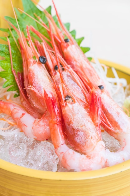 Raw and fresh shrimp sashimi