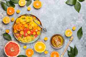 Free photo raw homemade citrus salad