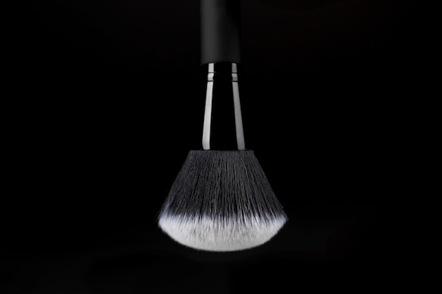 Ready-to-use makeup brush with white substance