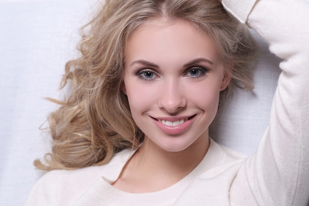 Free photo really beautiful blonde young woman portrait