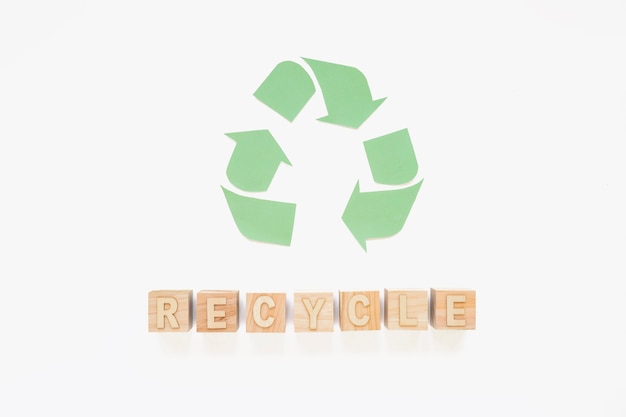 Free Photo recycle sign with cubes word