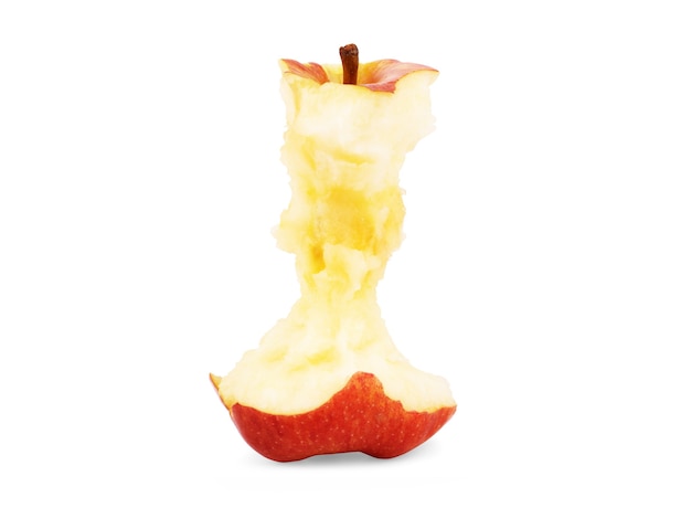 白い背景で隔離のかみ傷を欠いている赤いリンゴ