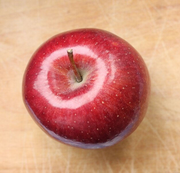 Red apple