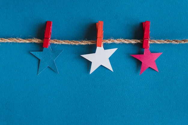 Free photo red blue and white stars on rope