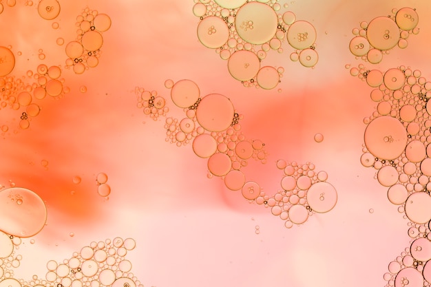 Free photo red shades of abstract oil bubbles