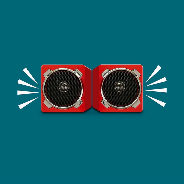 Free Photo red speakers and blue background