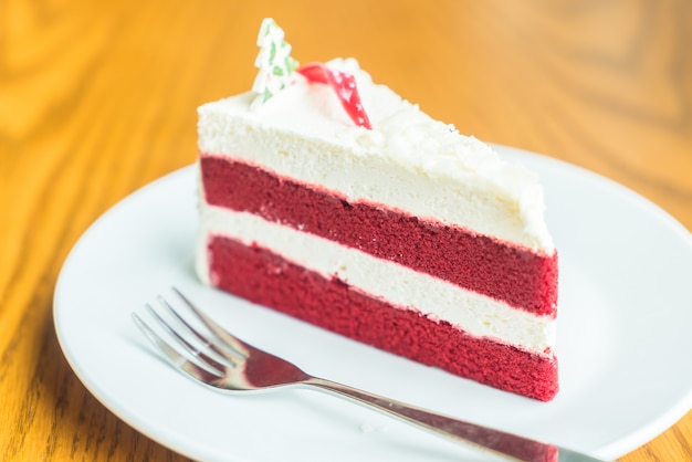 Red velvet cream cake