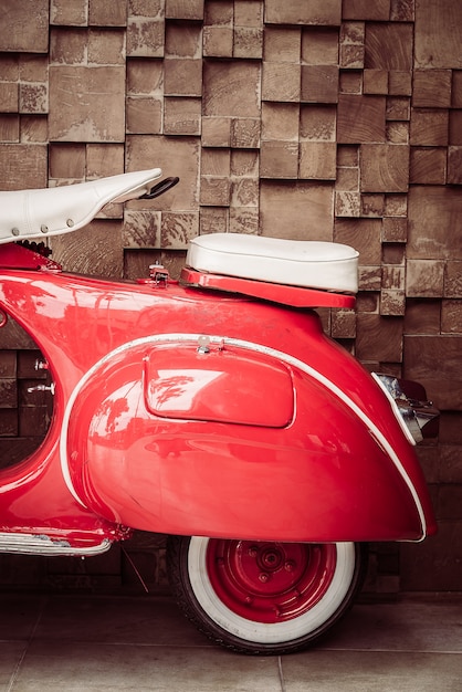 Free photo red vintage motorcycle