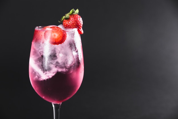 Refreshing cocktail with strawberries