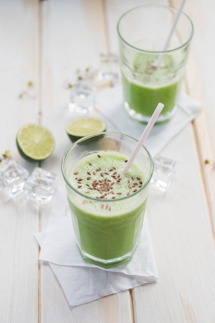 Free Photo refreshing green milkshake