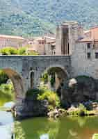 Foto gratuita resti di besalu