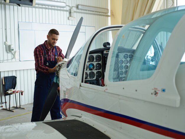 Repairing air vehicle