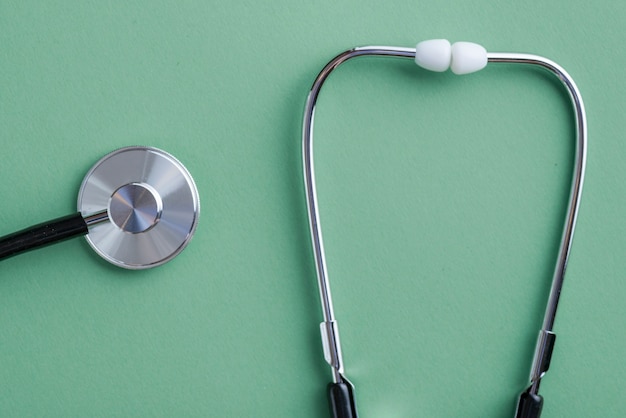 Free photo resonator and ear plugs of stethoscope