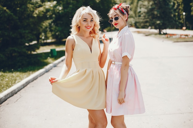 Free photo retro girls in a park