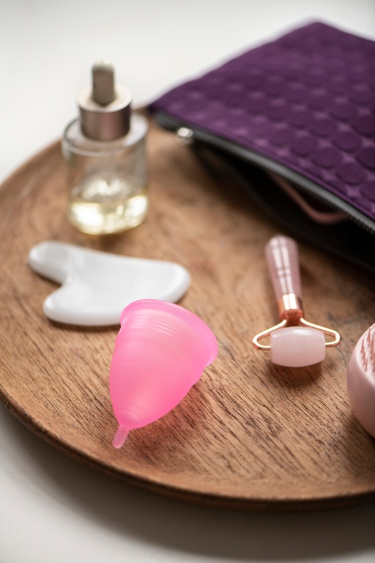 Free Photo reusable menstrual cup product