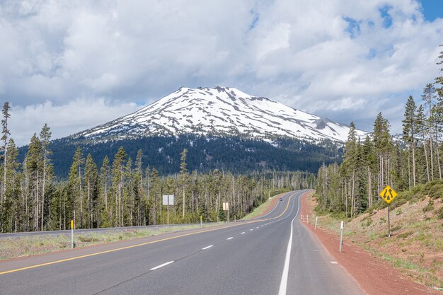 Road to the mountain