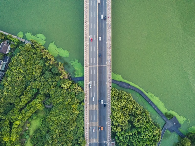 道路