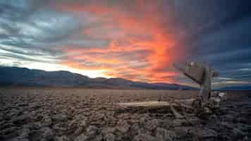 Foto gratuita rocce vicino alla montagna