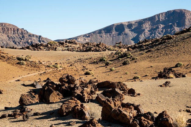 Free photo rocky valley with clear sky