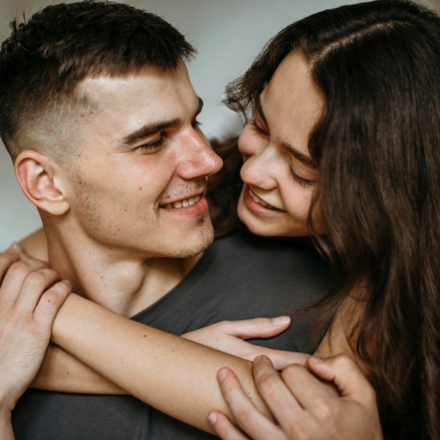 Free photo romantic young couple in love