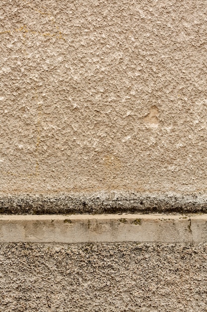 Rough and coarse cement surface
