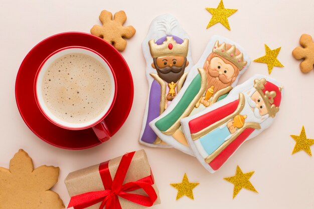 Royalty biscuit edible figurines and coffee