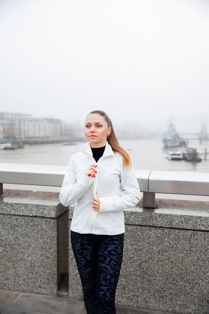 Foto gratuita allenamento del corridore per la maratona