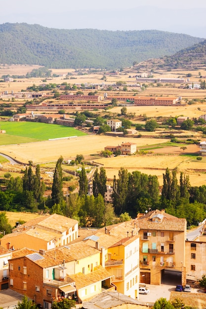 Free photo rural view in  outskirts of cardona