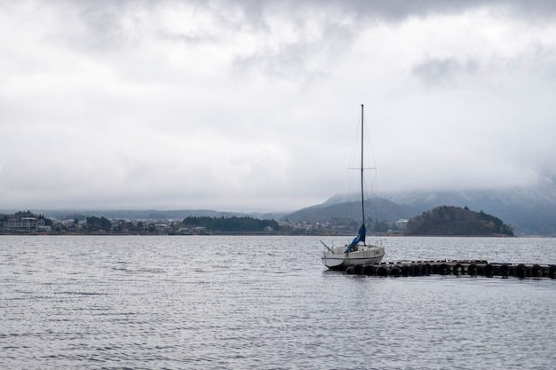 무료 사진 가와구치 코 호수, 일본에서 범선