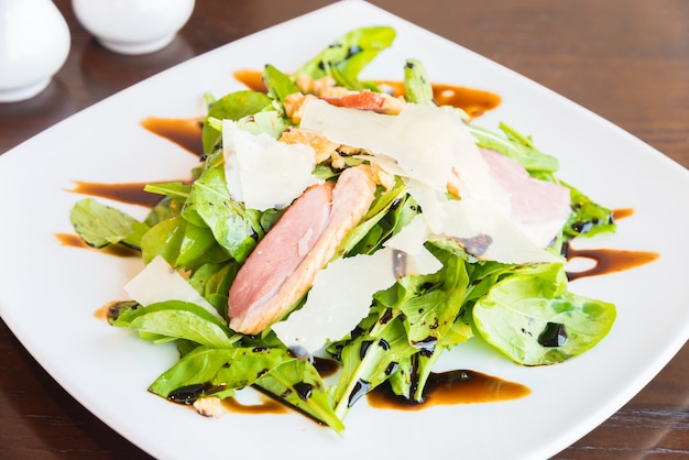 Salad breast smoked duck