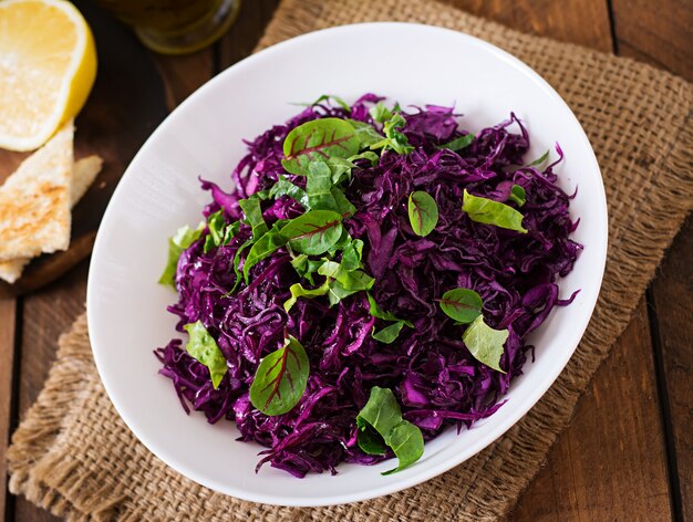 Salad of red cabbage with herbs
