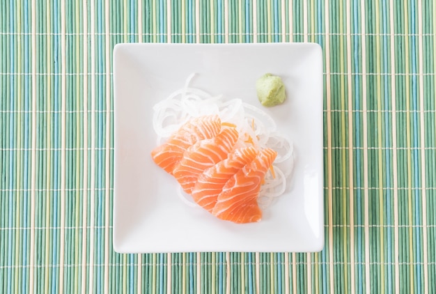 Free photo salmon raw sashimi