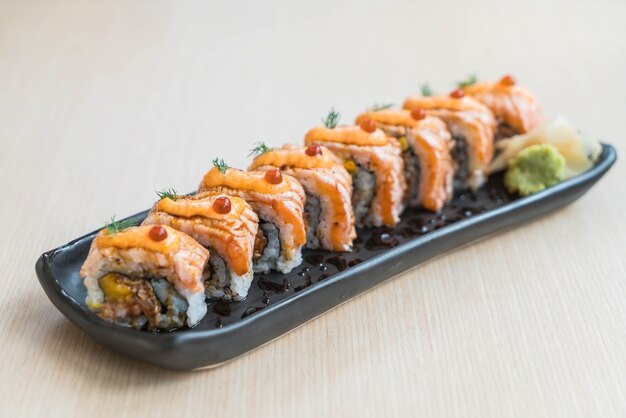 salmon roll