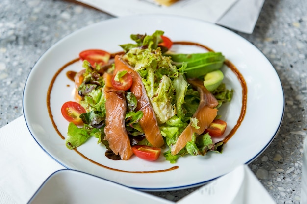 Free photo salmon salad healthy menu