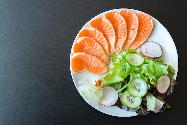 Salmon salad