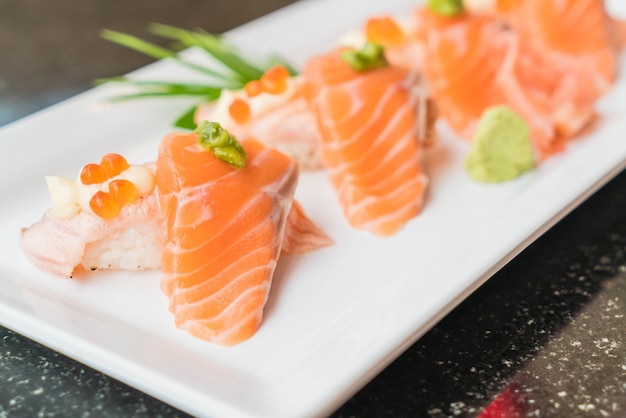 salmon sushi rolls