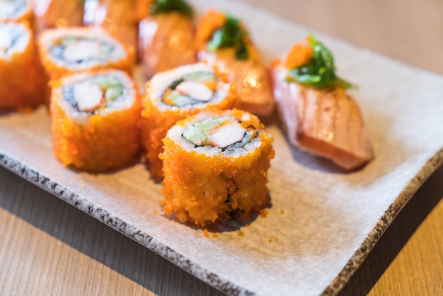 salmon sushi and salmon maki