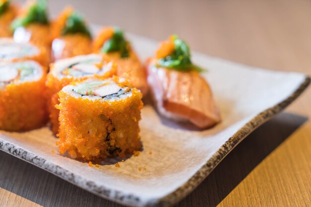 salmon sushi and salmon maki