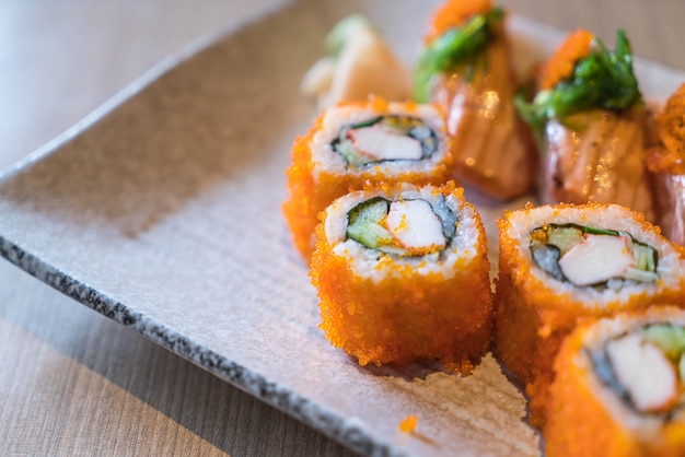 salmon sushi and salmon maki