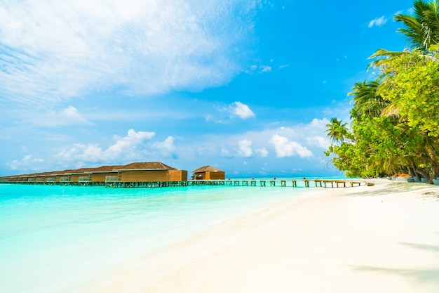 Free photo sand lagoon water background white