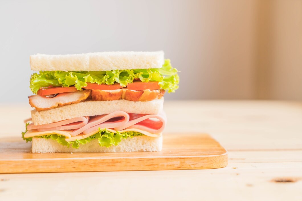Inspirasi Menu Bekal Makan Siang di Kantor Sandwich