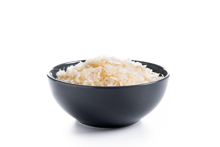 Free Photo sauerkraut in a bowl isolated on white background