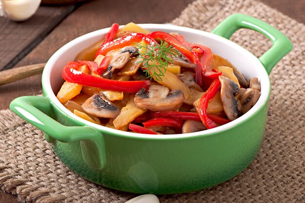 Sauteed mushrooms with pumpkin and sweet pepper