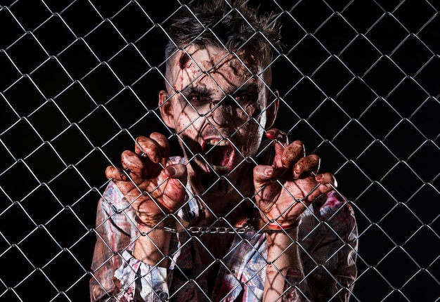 Foto gratuita cosplay di costume da zombi spaventoso