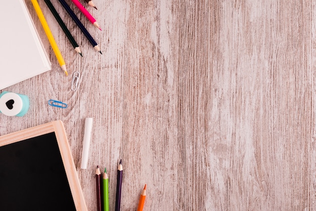 School set for drawing on desk