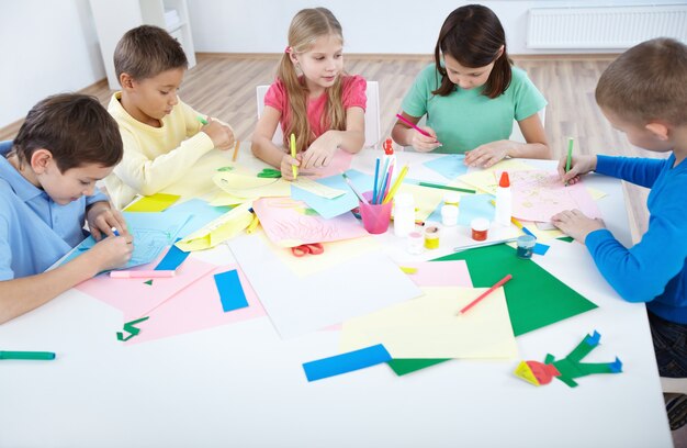 Schoolchildren learning crafts