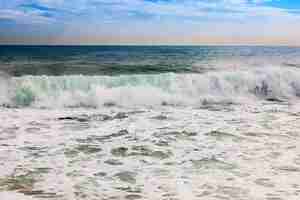 Free photo sea waves