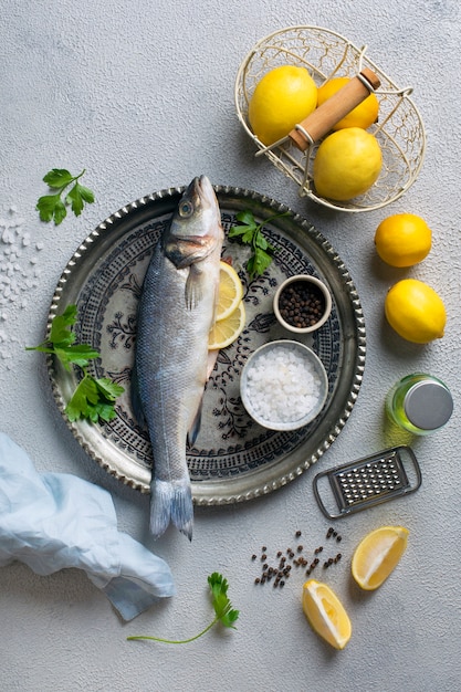 Free photo seafood cleaning process in the kitchen