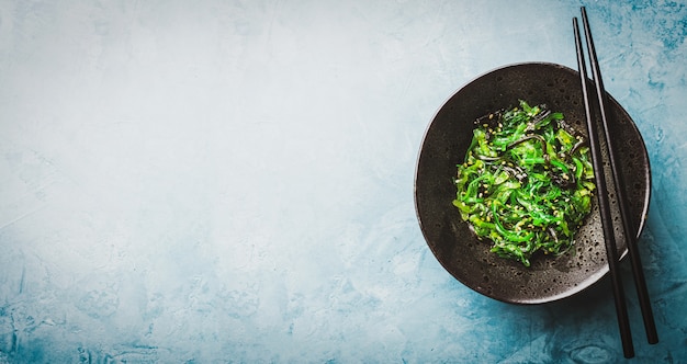 Free photo seaweed salad served and ready to eat